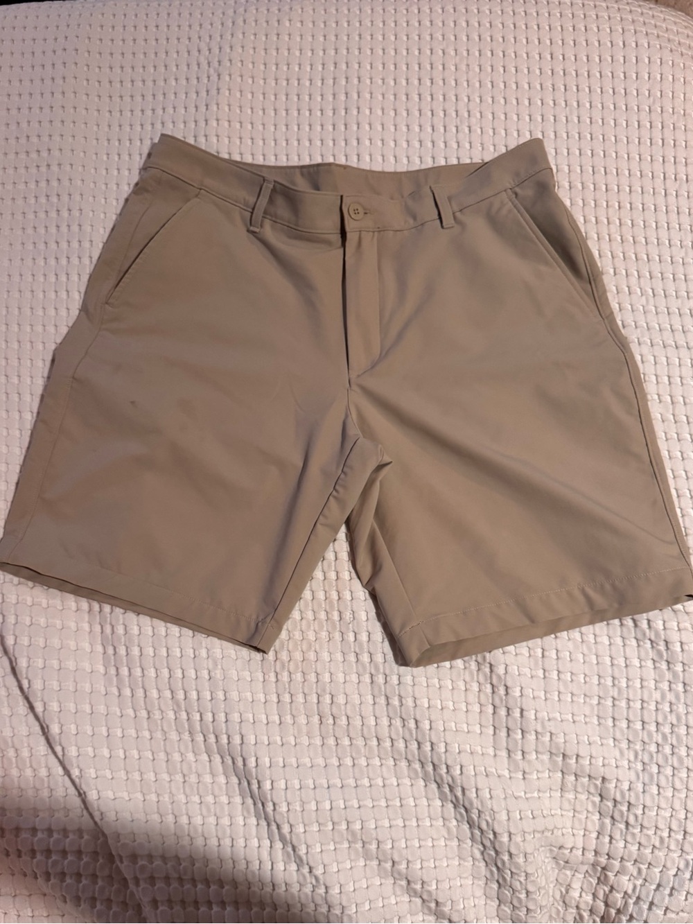 Under Armour Men's Golf Shorts — Tan